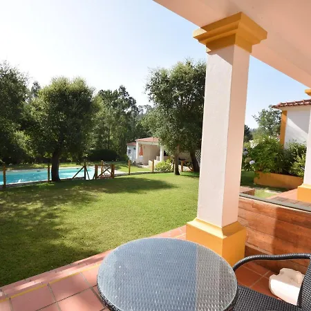 Villa Luxurious In Caldas Da Rainha With Swimming Pool
